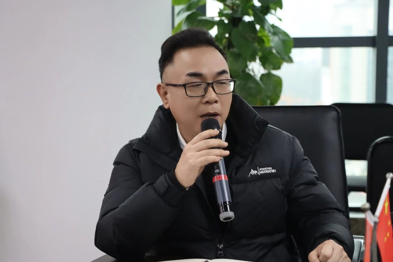 湖南保安服务,墙外高空清洗服务,湖南保利天创物业发展有限公司 湖南保安服务,墙外高空清洗服务,湖南保利天创物业发展有限公司