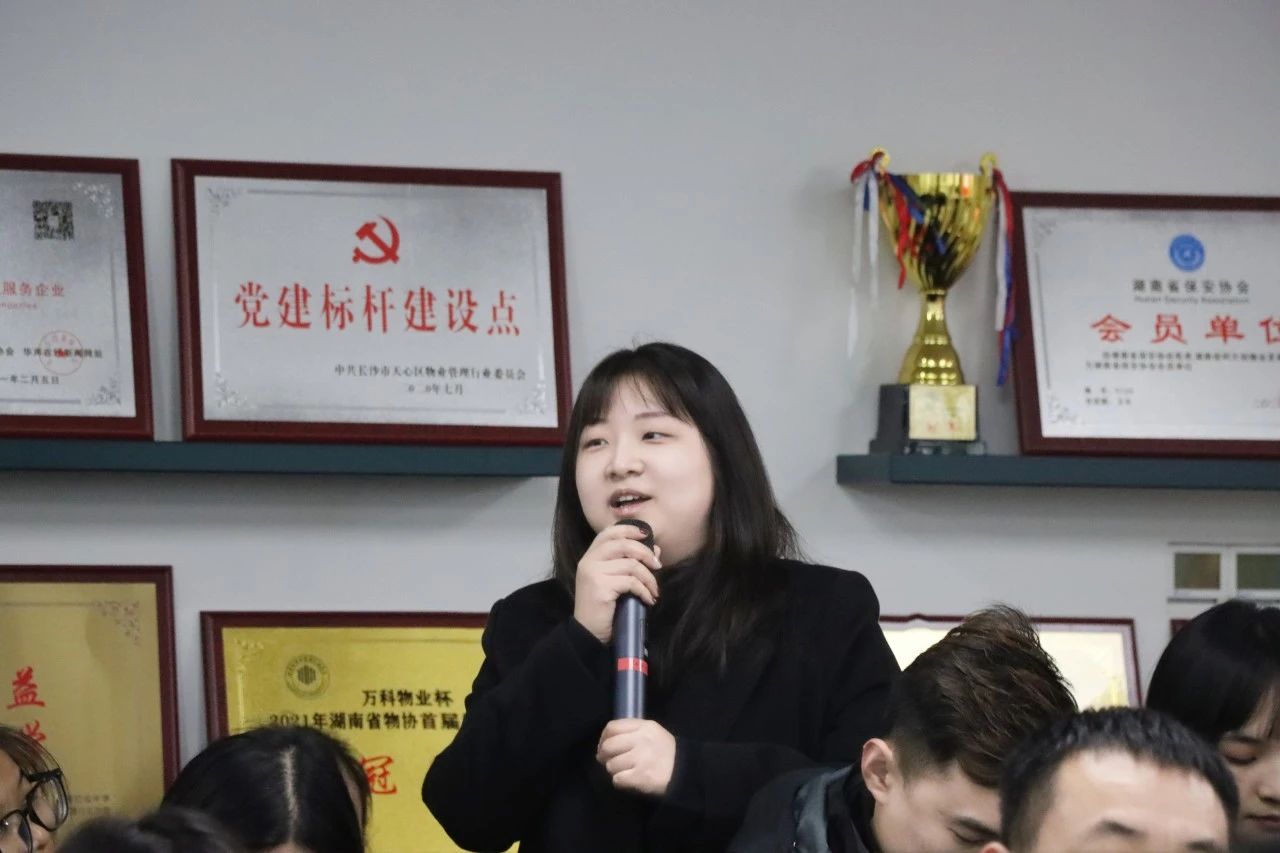 湖南保安服务,墙外高空清洗服务,湖南保利天创物业发展有限公司 湖南保安服务,墙外高空清洗服务,湖南保利天创物业发展有限公司